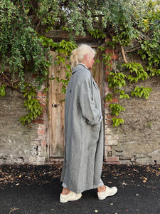 P085 Linen Buttoned Back Deep Slit Coat - Grey