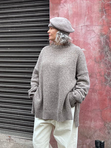 YNK080 Crew Neck Oversized Jumper - Brown