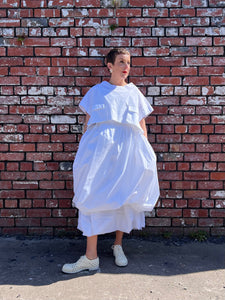 476.211 Balloon Asymmetric Skirt - White
